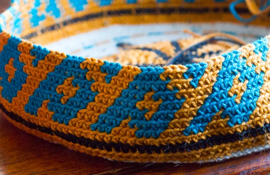 De zijkant met het eerste motief.