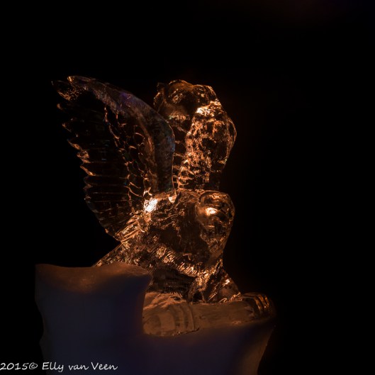 Sculptuur van een adelaar